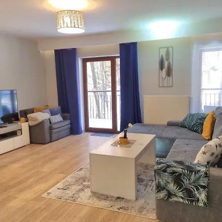 Z Pieknym Widokiem Na *