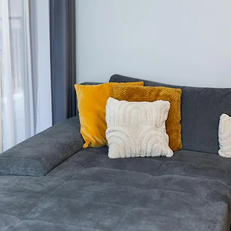 Z Pieknym Widokiem Na *